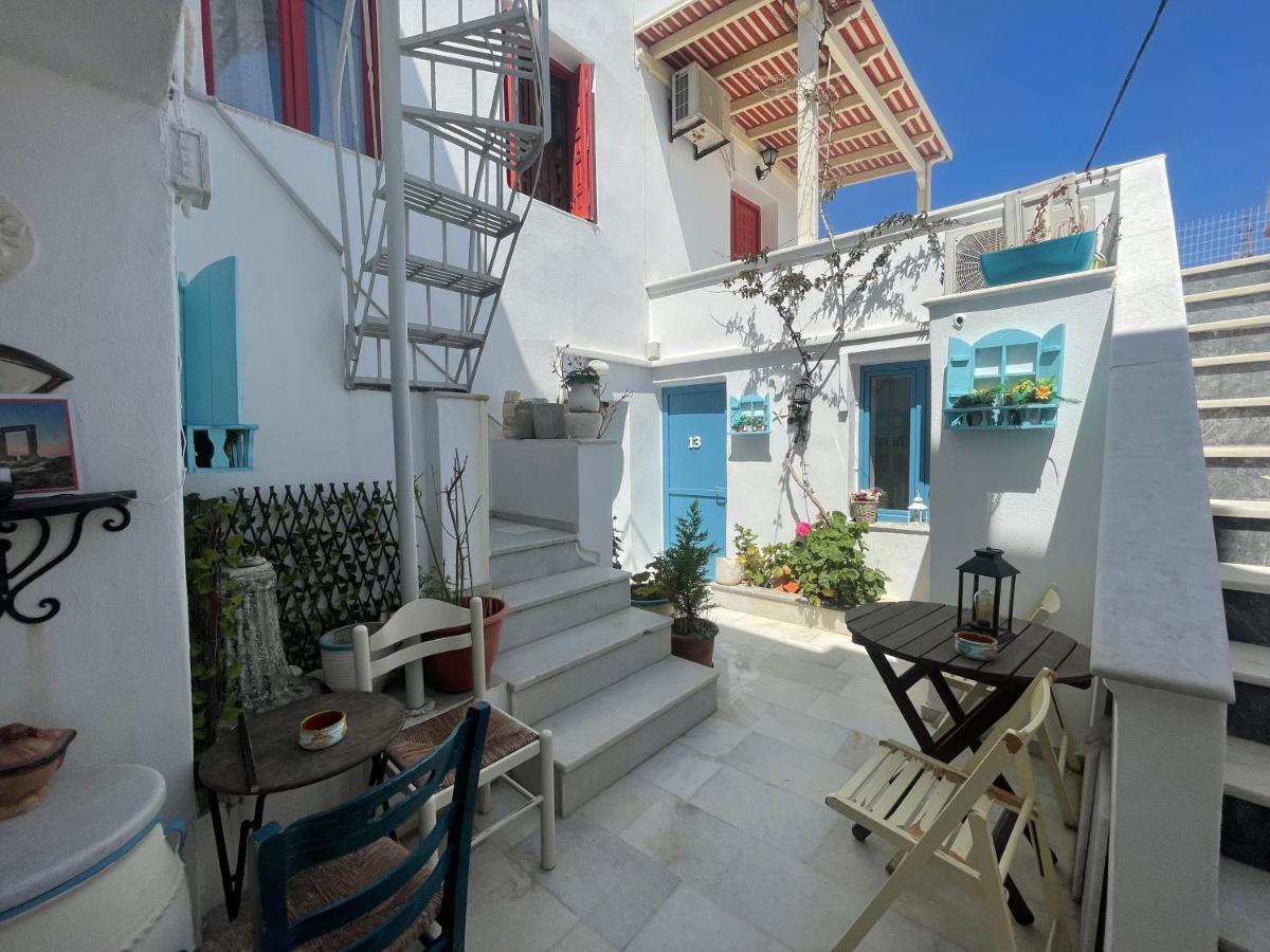 Burgos Barrio Hotel Naxos City Exterior photo